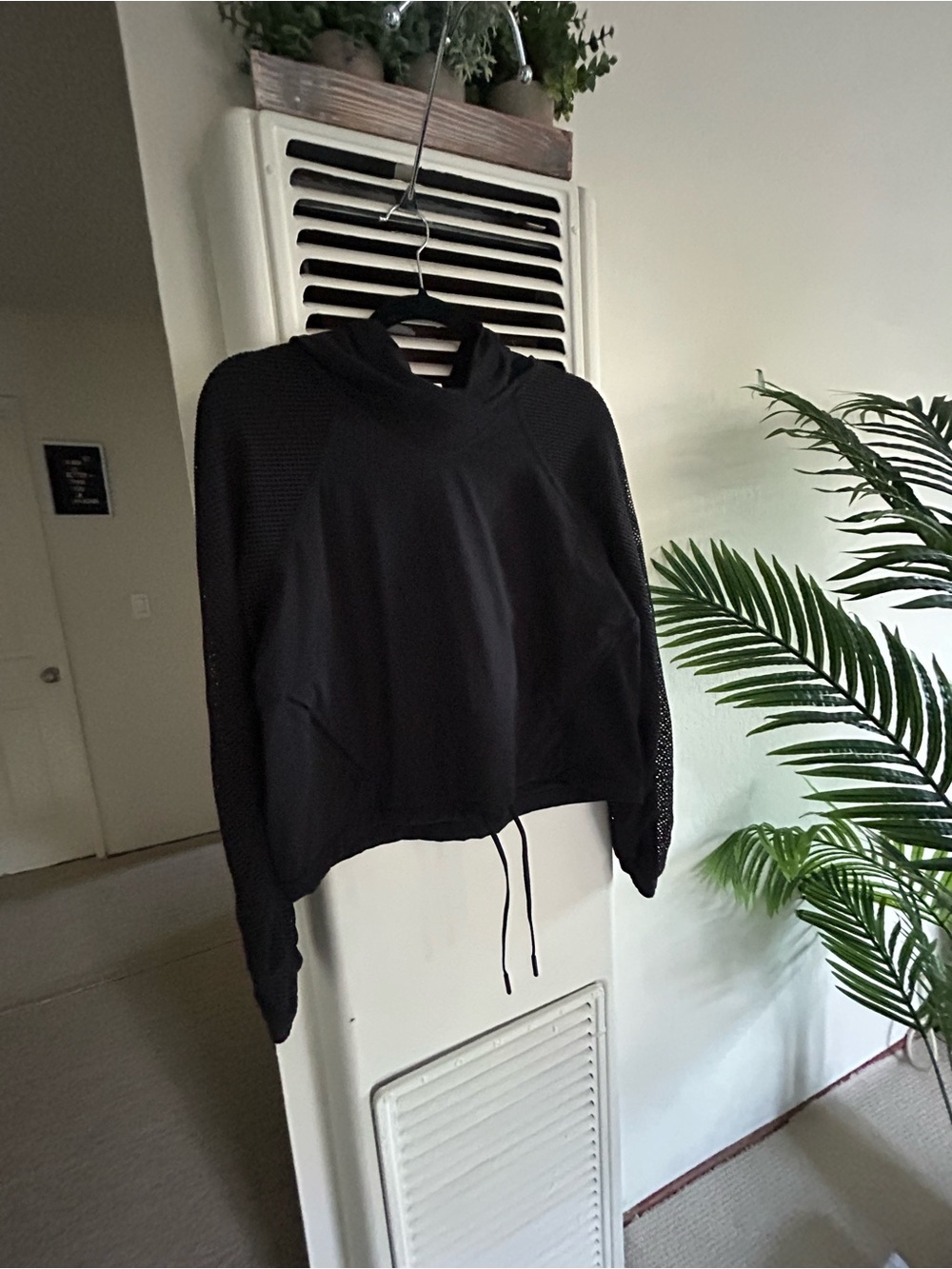 lululemon athletica Black Pullover Hooded Sweatshirt